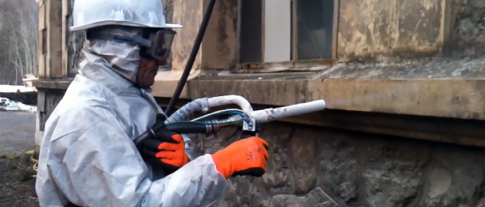 D�capage de fa�ade par cryog�nie � la glace carbonique